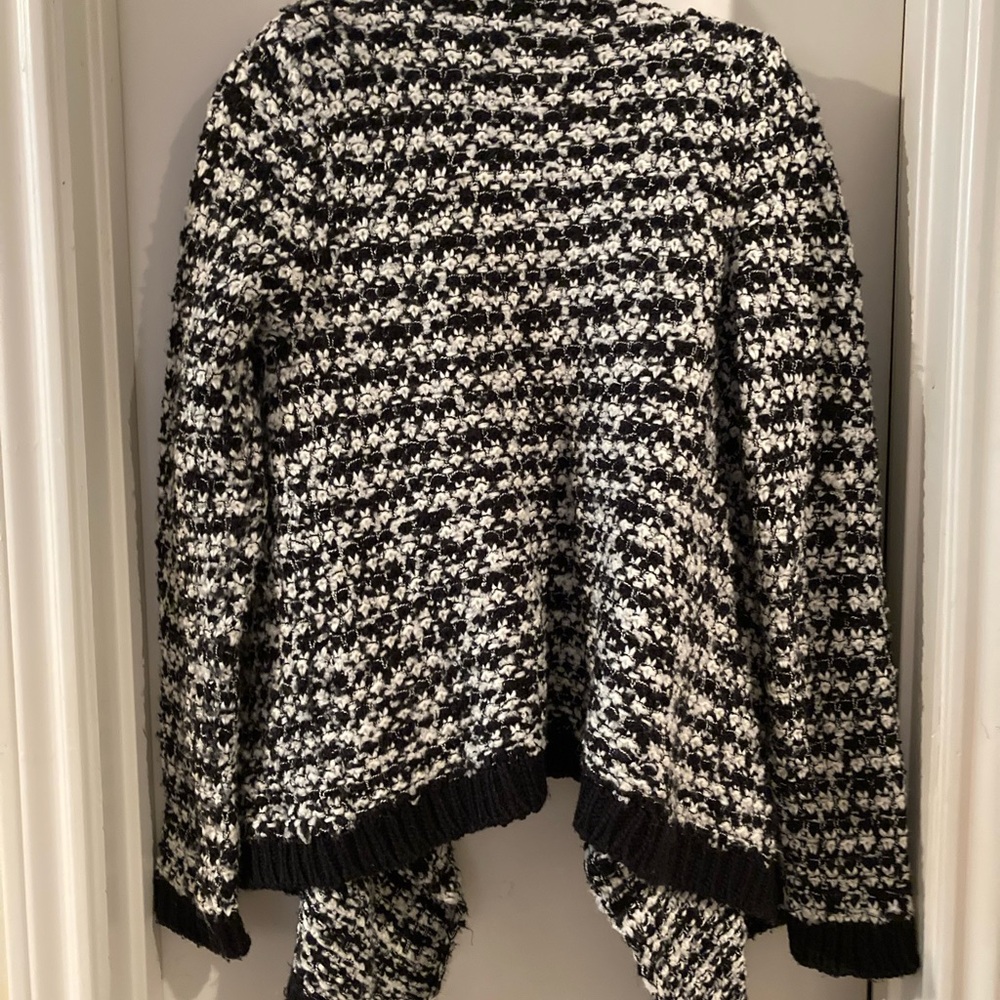 LOFT Black & White Knit Poncho Like Sweater w Sleeves. - Picture 4 of 5